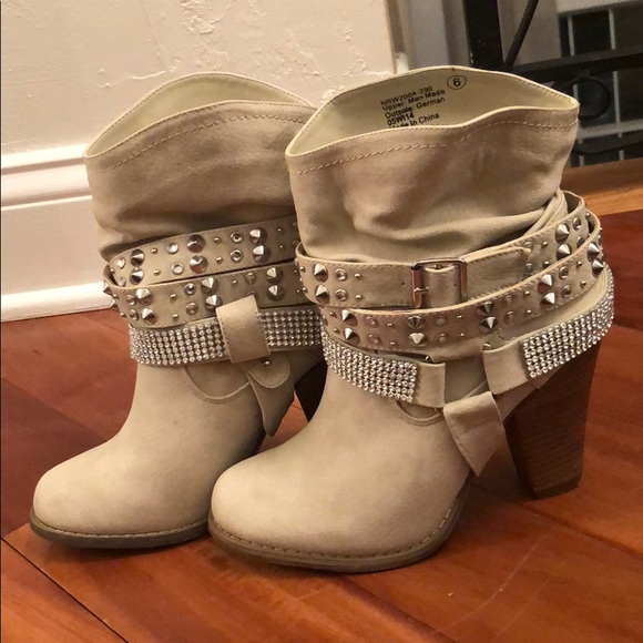 Off-white/Tan Rhinestone Booties - Picture 2 of 4